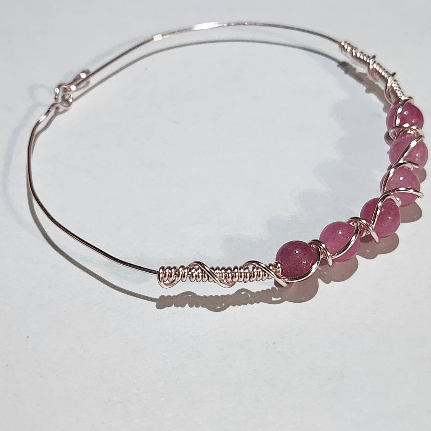 Dainty wire bracelet